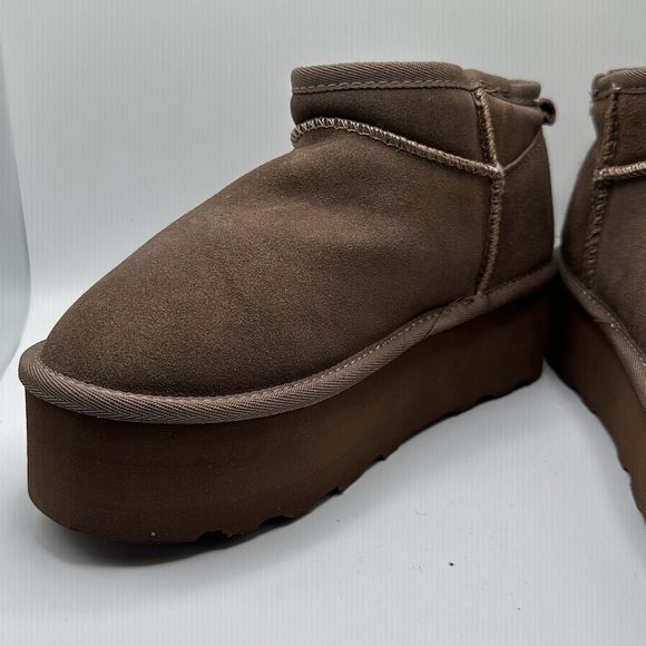 CUSHIONAIRE Women's Genuine Suede pull on platform boot +Memory Foam 6 TAUPE - Picture 7 of 7
